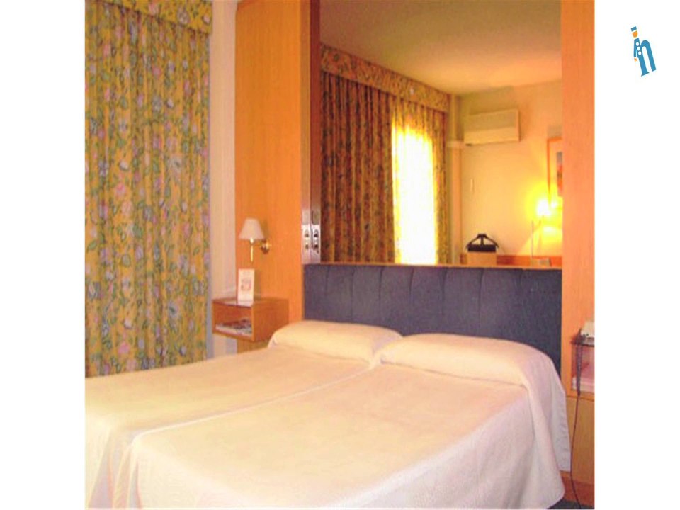 Valencia - Hotel Medium Valencia (Quehoteles.com)