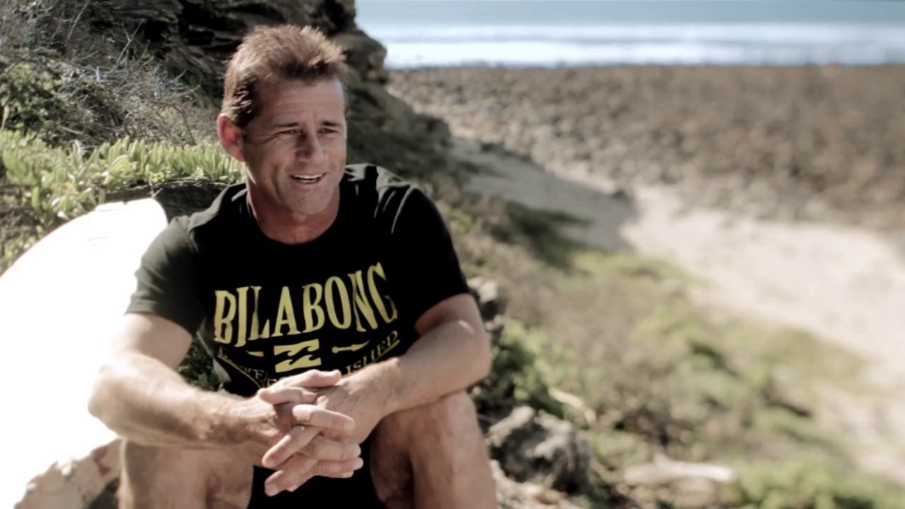 Des requins et du surf