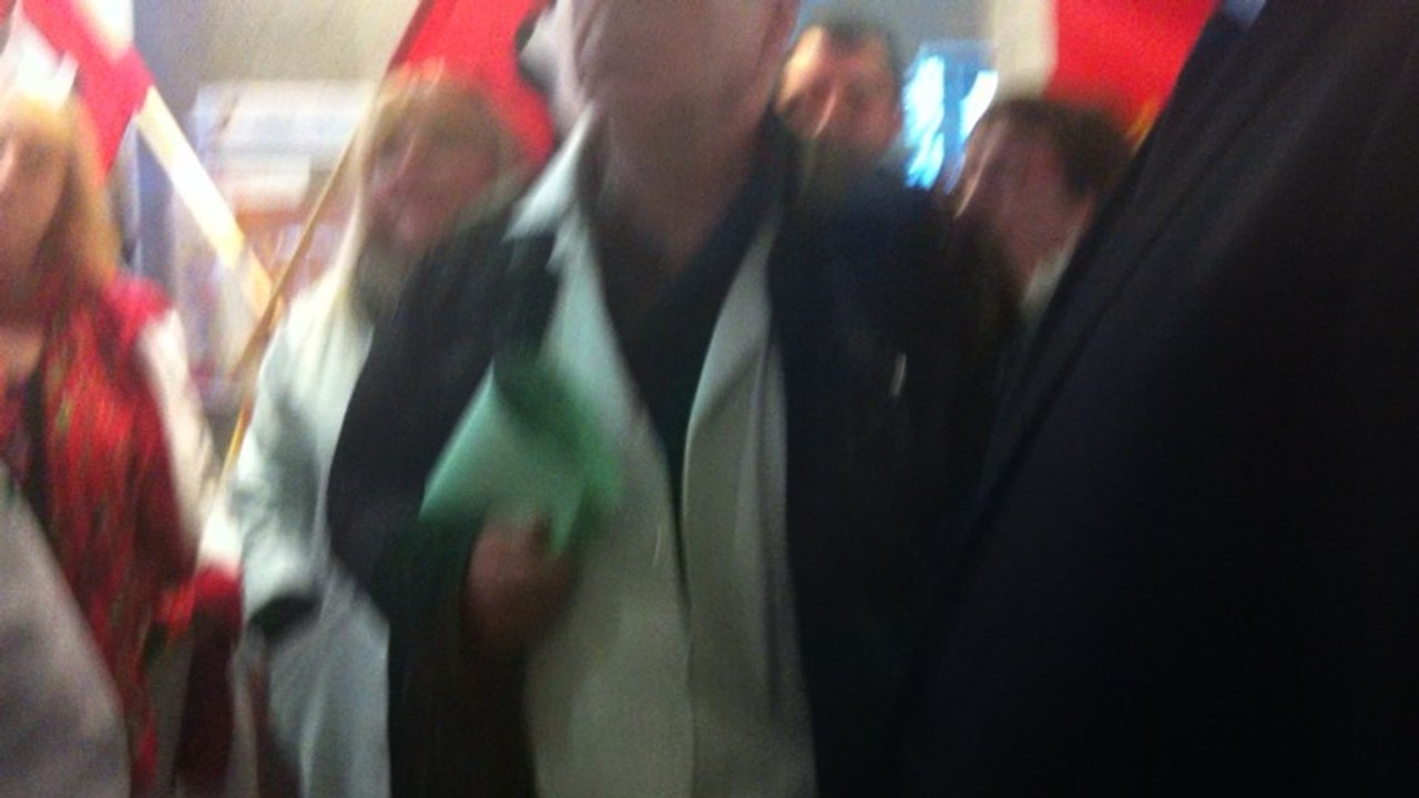 Les salariés de Jabil s'invitent à la Mairie