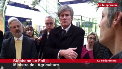 Pleubian(22). Stéphane Le Foll en visite au Ceva