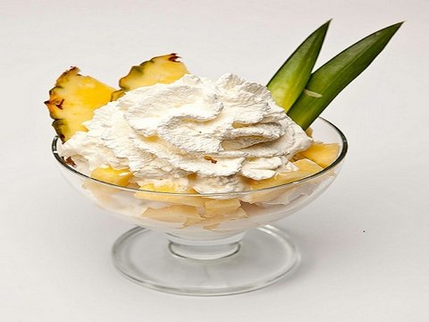 Gelato all'ananas Cremoso e gustoso senza gelatiera e senza uova ! Facile e Veloce