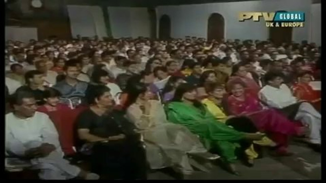 Roshan Meri Ankhon Me Wafa K Jo Dye Hain - Noor Jahan