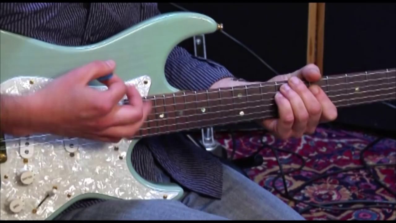 Rhythm Guitar Lesson - Mastering Rhythm Guitar