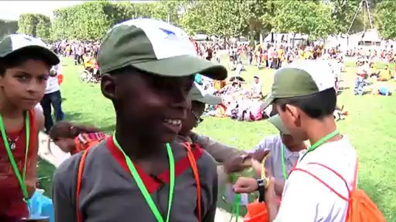 VISITE VIP DE JEUNES FRANCILIENS AU STADE DE FRANCE ET ANIMATIONS AU CHAMP DE MARS
