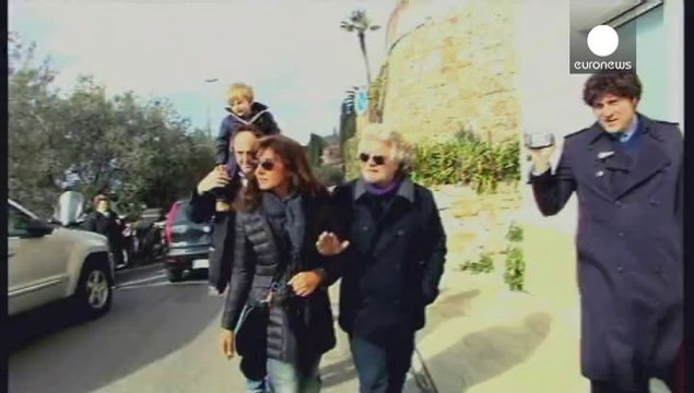 Italia: M5S occupa commissioni e chiede impeachment Napolitano