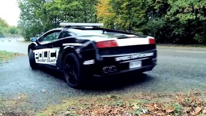 L'(ex)Stig fait la promo de NFS Hot Pursuit