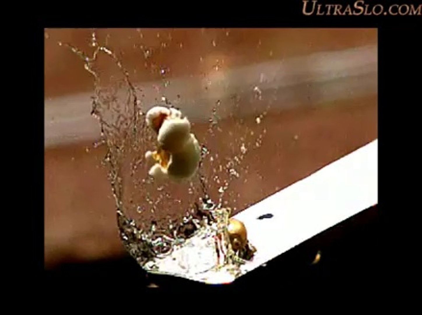 ⁣Pop Corn POPing in slow motion