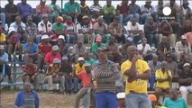 Afrique du Sud : les mineurs de platine continuent la grève