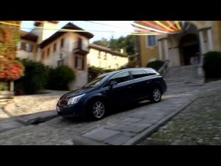 Essai nouvelle Toyota Avensis SW 2.0 D-4D 126