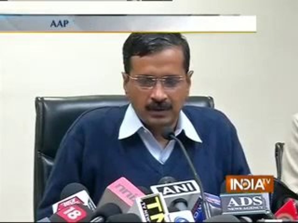 Congress MLA creates ruckus at Arvind Kejriwal's press conference
