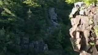 tarna cliff jump