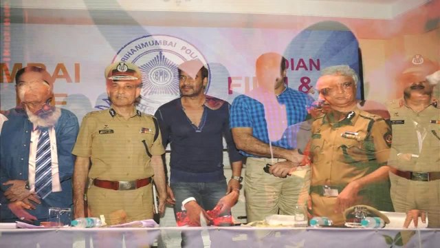 Mumbai Police C'msner Satyapal resigns, likely to join BJP