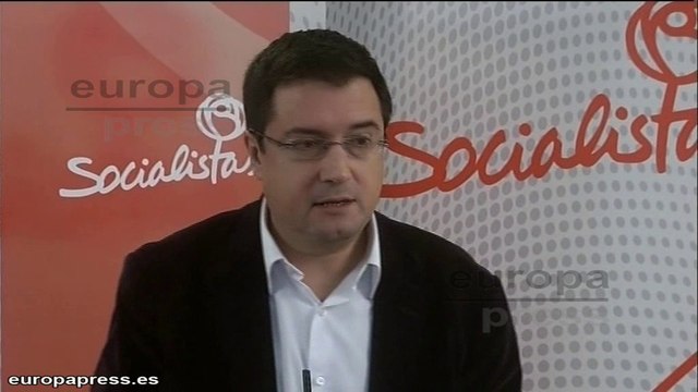 PSOE pide a PP que creen una derecha útil en la convención