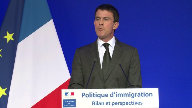 Immigration : Valls vante son bilan