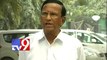 Gali Muddu Krishnama Naidu speaks to media