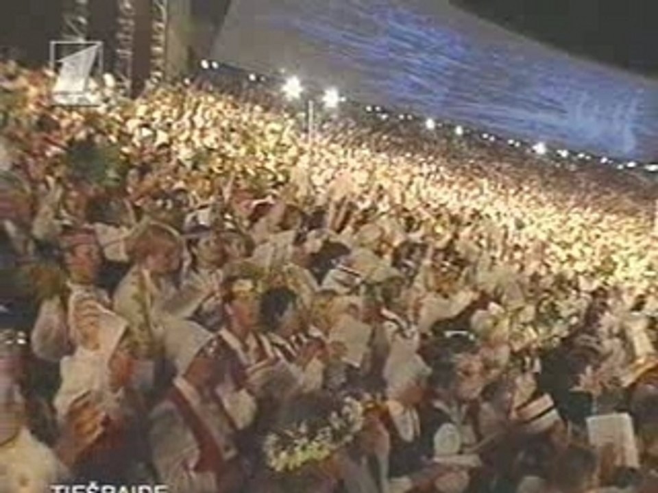 Song festival in Latvia 2001