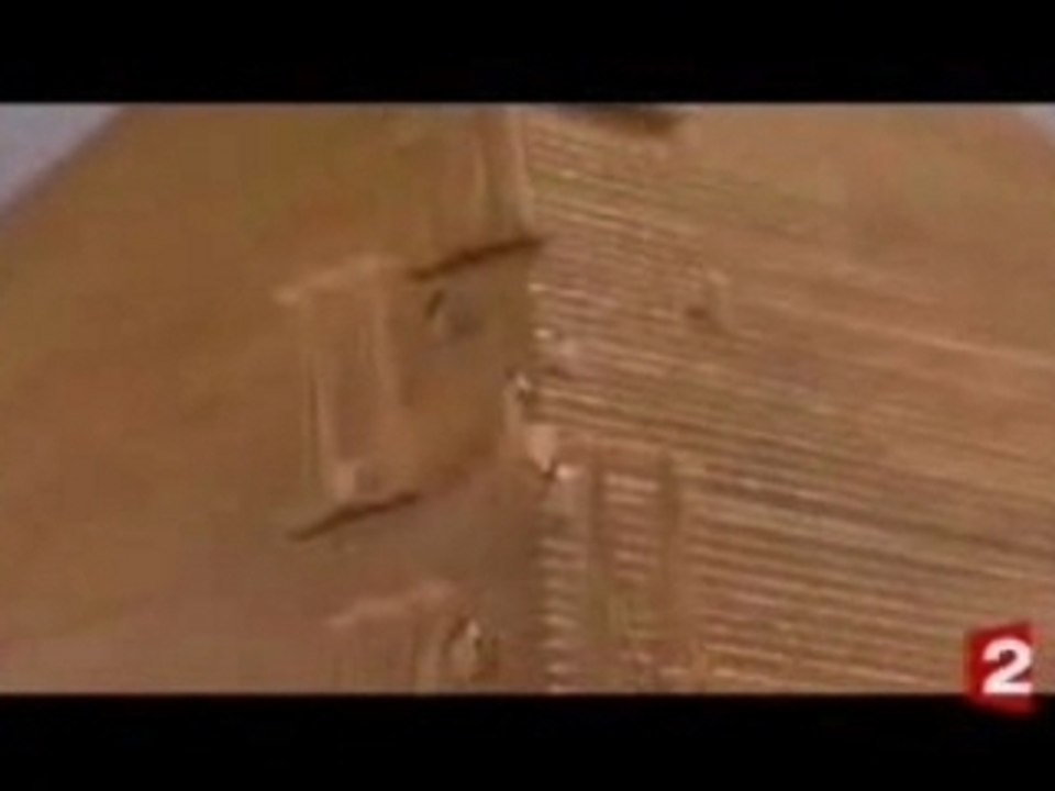Pyramides  - JT FR2 20h - 30 nov 2006