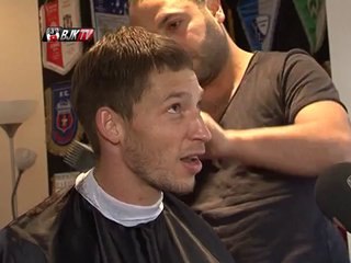 FUTBOLCUMUZ FILIP HOLOSKO TRAŞ OLUYOR