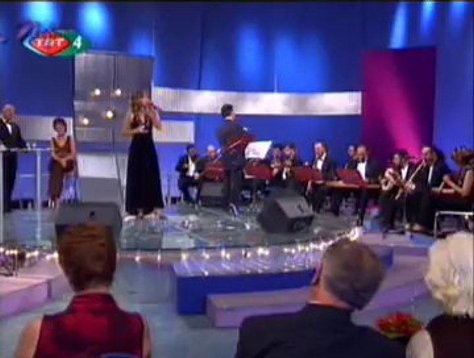 Elif GÜREŞÇİ ÇİFTÇİOĞLU-Beni Sana Bağlayan Gözlerinin Rengidir