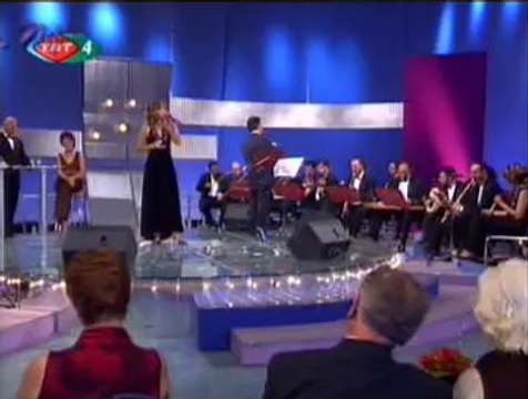 Elif GÜREŞÇİ ÇİFTÇİOĞLU-Beni Sana Bağlayan Gözlerinin Rengidir