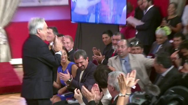 Antonio Banderas se reúne com mineiros chilenos