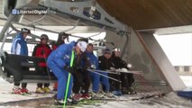 El príncipe Felipe pasa unos días en Formigal esquiando