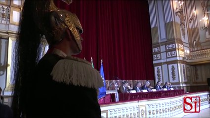 Napoli - Porcellum incostituzionale, Napolitano: "Parlamento legittimo" (05.12.13)