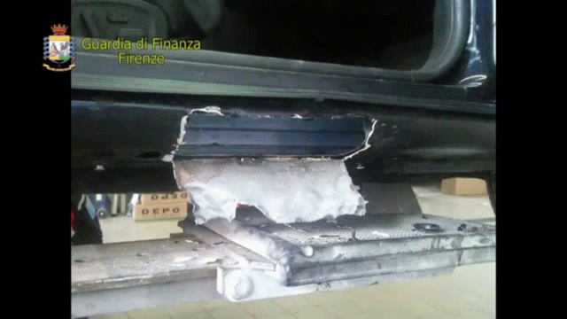 Firenze - Guardia di Finanza smantella traffico di droga (23.01.14)