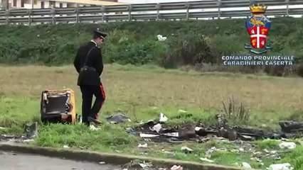 Orta di Atella (CE) - Brucia rifiuti in un parcheggio, arrestato (17.01.14)