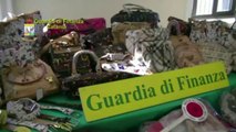 Catania - Sequestro merce contraffatta (19.12.13)