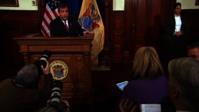 Gov. Christie 'Bridgegate' scandal flares up