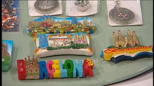 TV3 - Els Matins - Denúnica: Els floristes de la Rambla es queixen de la prohibició de vendre rec