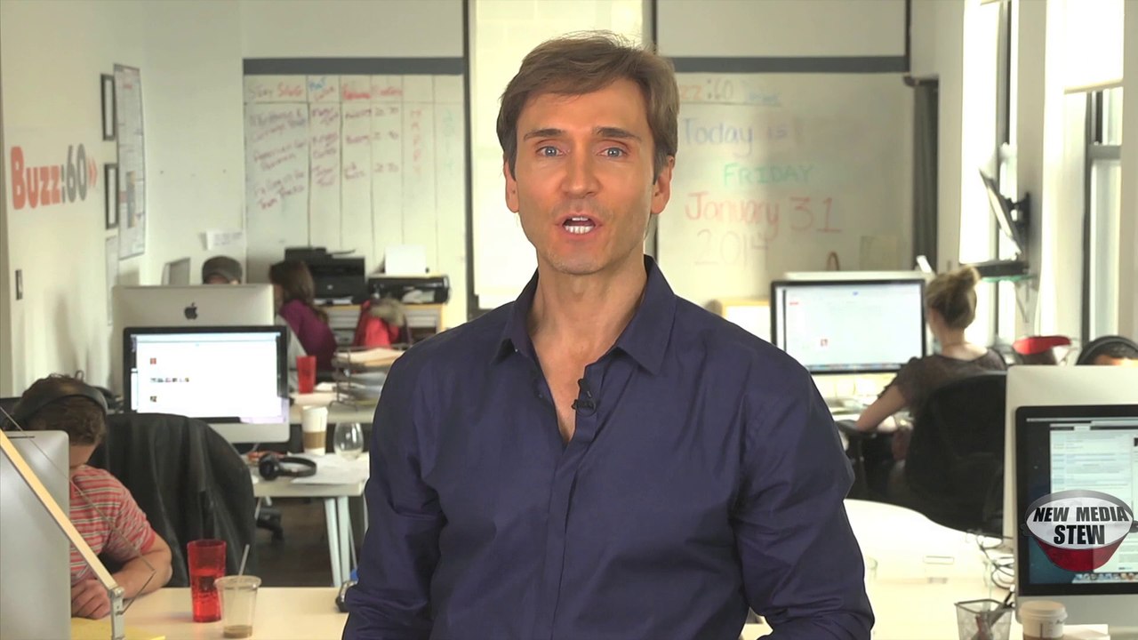 SHAKIRA, RIHANNA Sexy 'Can't Remember to Forget You' Video