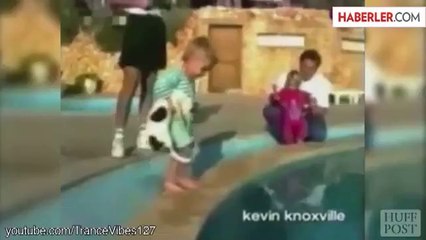 Öfkeli Kediler Çılgın Bebeklere Karşı!