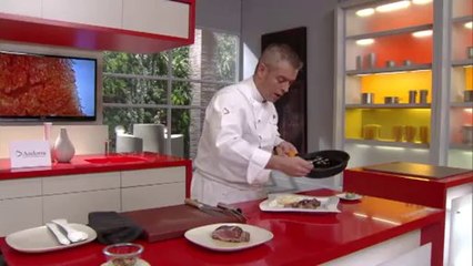 Filet de vedella amb puré de patates i salsa agredolça