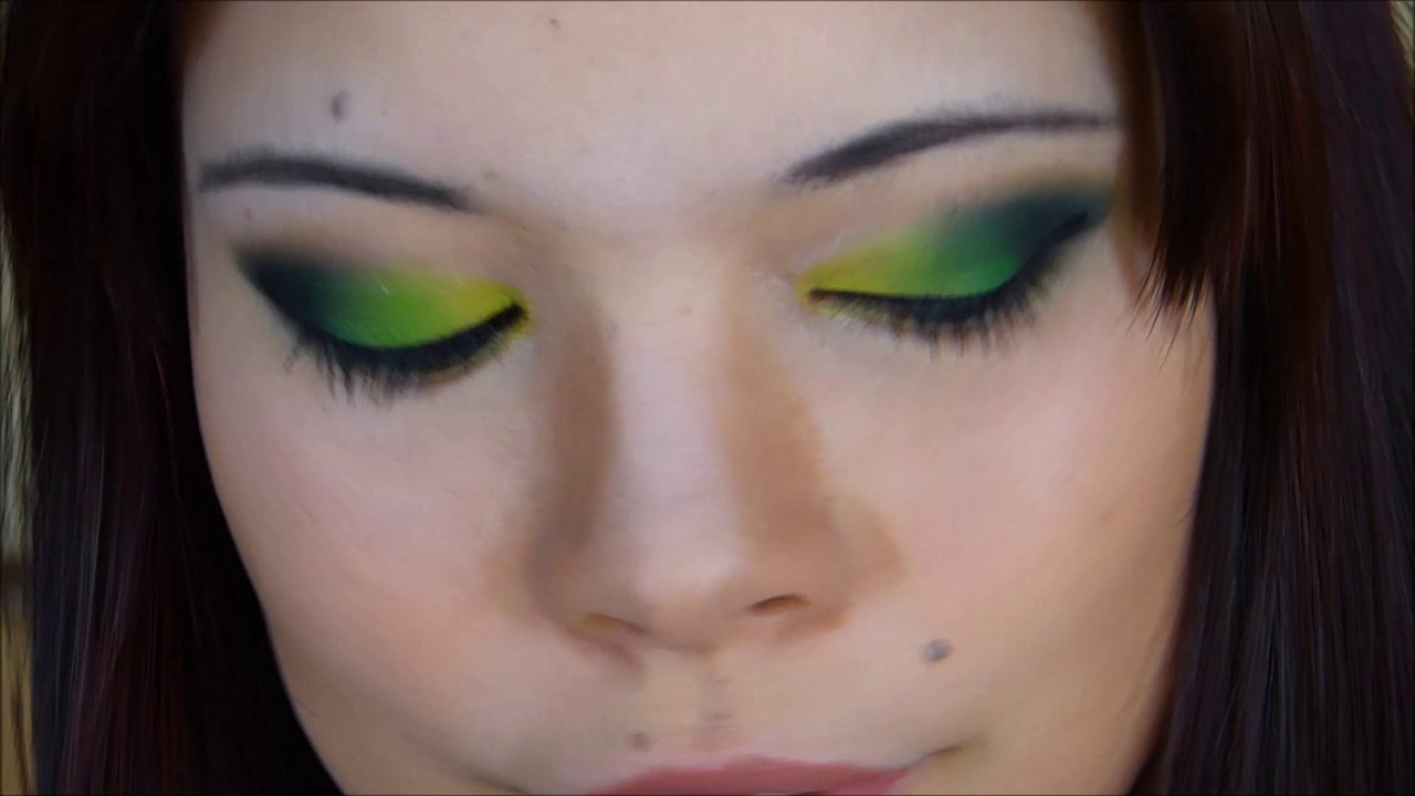 Toxic Green Make Up Tutorial mit der BH Cosmetics 88 Color Matte Eyeshadow Palette