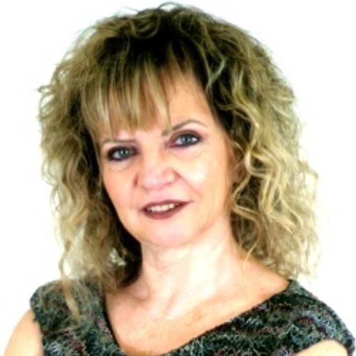 Ester Zaniboni - Anna - Ritorno al passato - Ritorno alla vita
