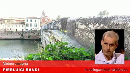 Meteo. Rimini. Babbo Natale attenzione al vento. La pioggia sfiora il panettone.