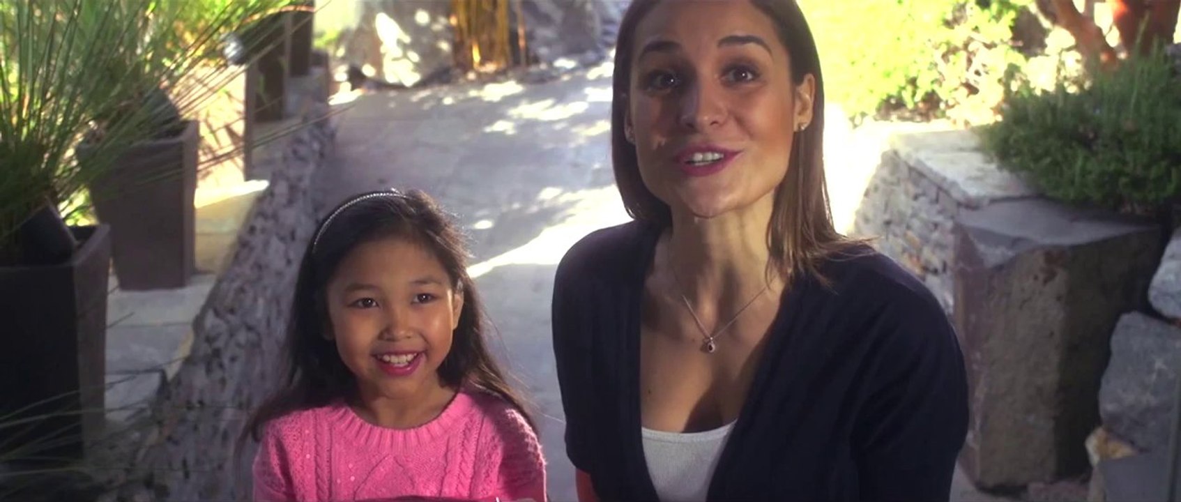 Raiders wide receiver steals cookies in perfect spoof of a Beats by Dre commercial