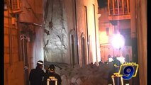 Crolla palazzina ad Andria in via Teresita, salva una coppia di anziani | Le prime immagini