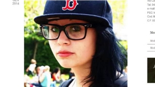 TRAVOLTA SULLE STRISCE, 18ENNE MUORE IN OSPEDALE