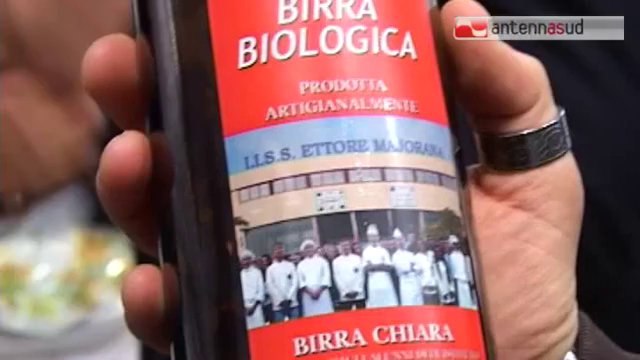 TG 17.01.14 La birra artigianale del Majorana offerta al sindaco Emiliano