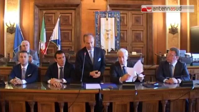 TG 16.01.14 Resa dei conti alla Fiera del Levante, il direttore generale a rischio sospensione