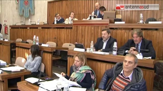 TG 14.01.14 Emiliano sul podio nella classifica dei sindaci più amati d'Italia