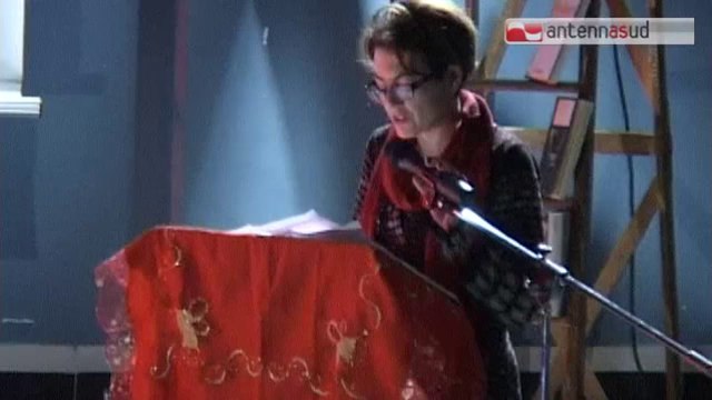 TG 16.12.13 Carezze contro tempo il reading dedicato a Don Tonino Bello e Tiziano Terzani