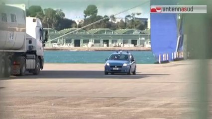 TG 16.12.13 Porto Brindisi: camionista muore schiacciato su traghetto