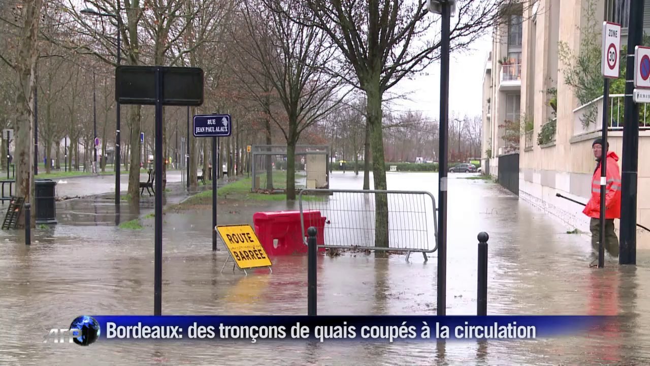 Intempéries: les quais partiellement inondés à Bordeaux