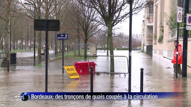 Intempéries: les quais partiellement inondés à Bordeaux