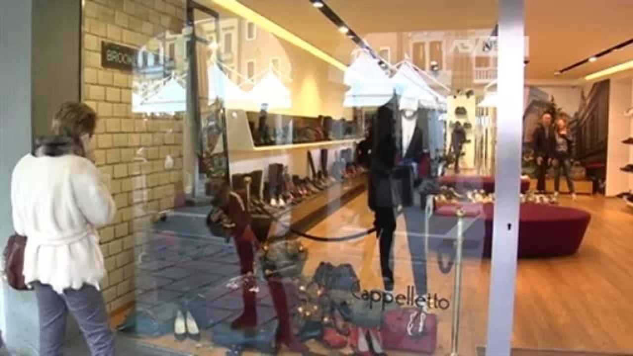 NATALE AL RISPARMIO, ARRIVANO I SALDI
