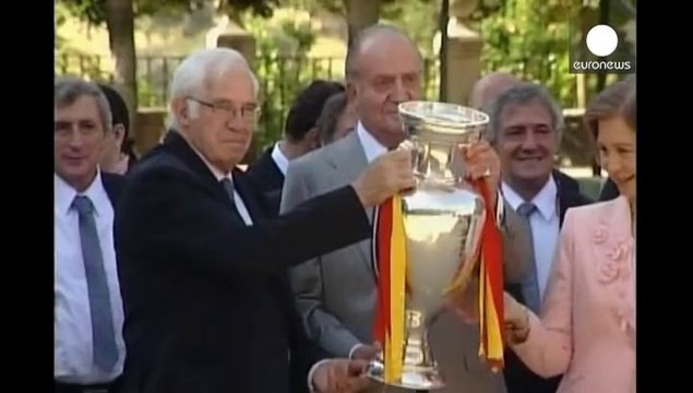 Luis Aragonés, former Spain manager dies aged 75